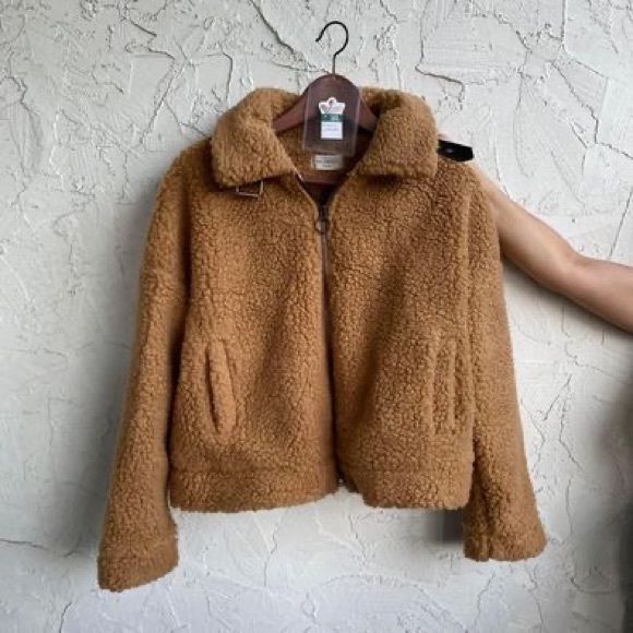 Mejiwoo Jackets & Blazers - Mejiwoo Korean Jacket!